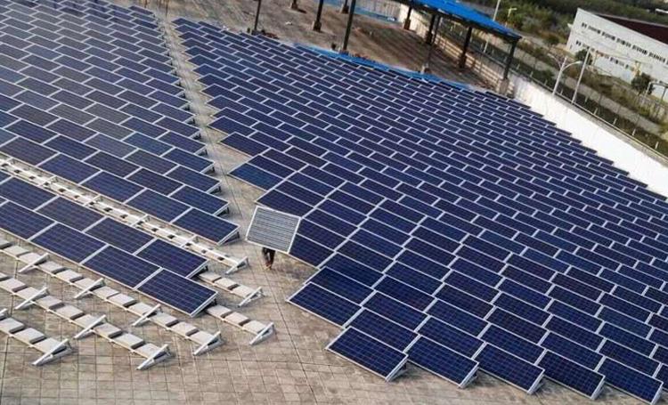 Tiedot tilasta 2 Flat Roof Solar Panel Mounting.jpg